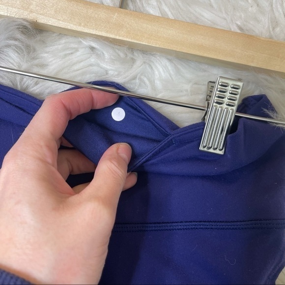Lululemon Essential Rhythm Workout‎ Leggings 4 - Picture 5 of 12